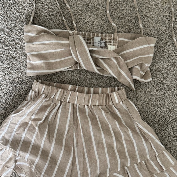 STRIPED SET - Picture 2 of 10